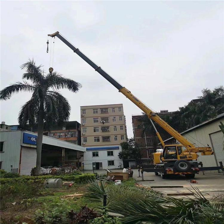 石狮12吨吊车出租一天的收费标准是什么