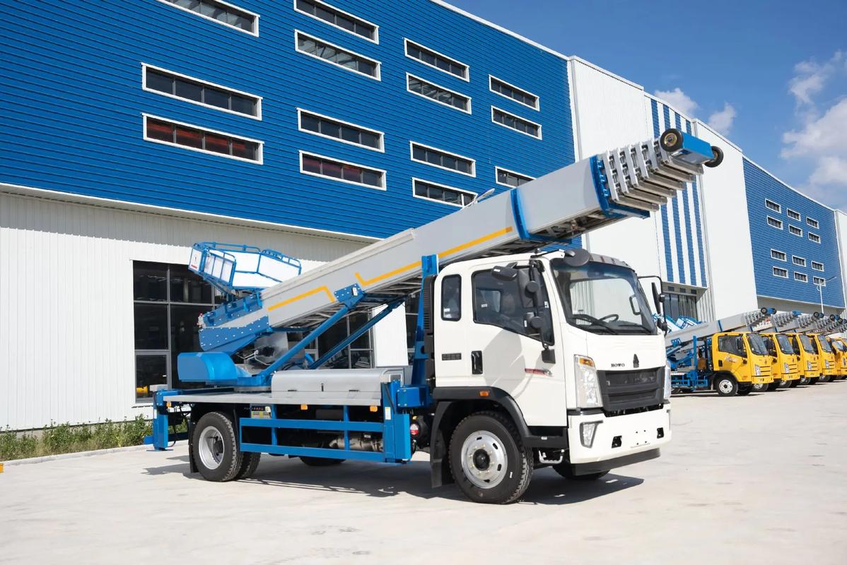 石狮出租云梯车高空作业车 建筑垃圾搬运